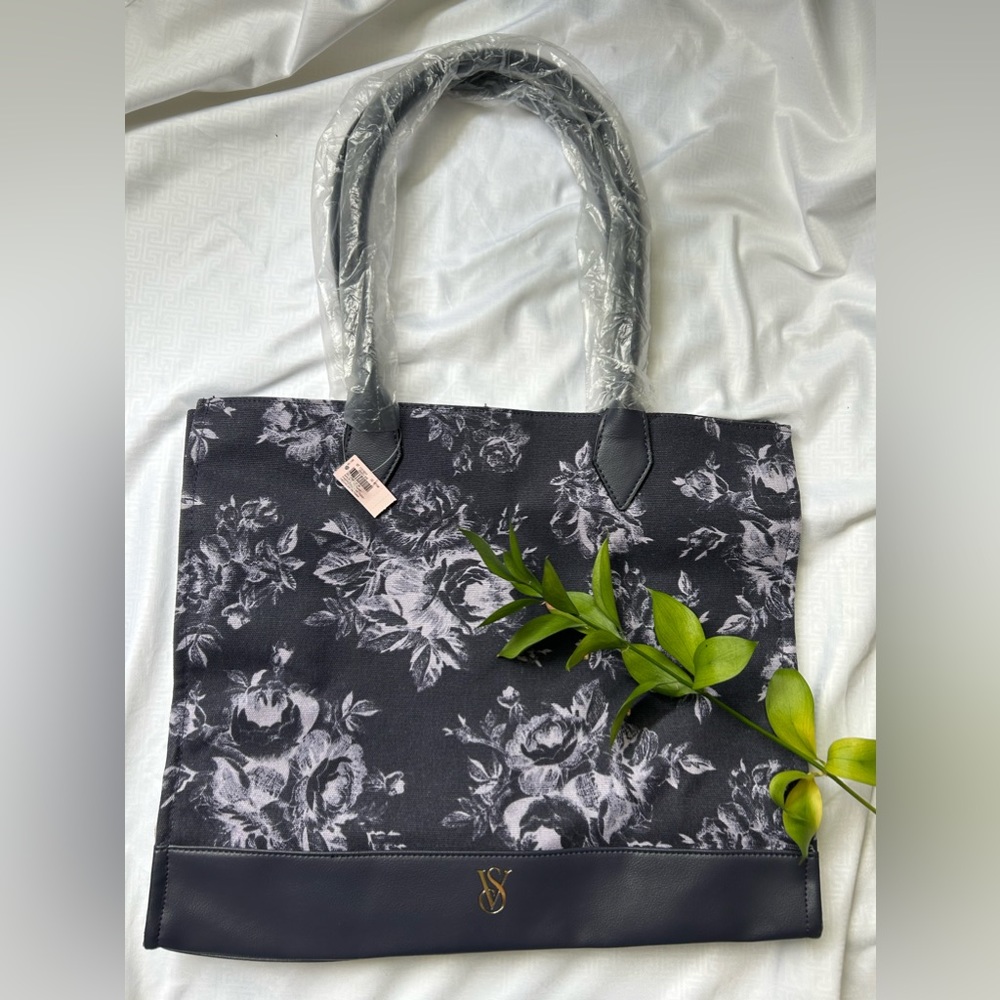 Victoria secret purple floral tote  bag 💜